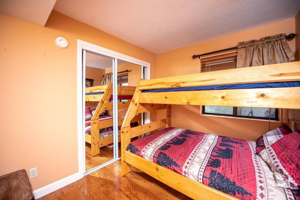 City & Mountain View 5 Mins From Downtown Gatlinburg Exterior foto